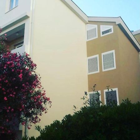 Apartments Vila Anastasia Budva Exteriör bild